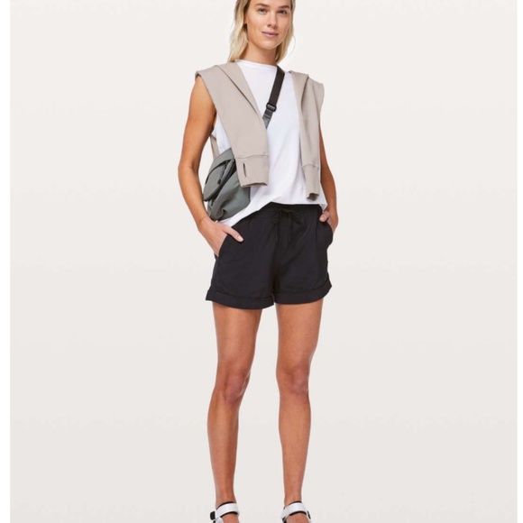Lululemon Spring Break Away Short *4-way Stretch 3" Black - Picture 1 of 11